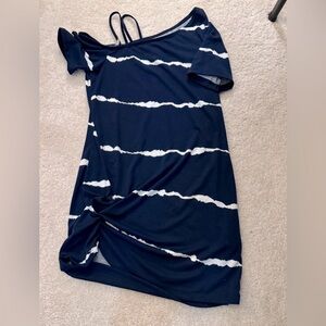 NWOT Short Sleeve Tie Dye Dress w/ Strappy Shoulder & Twist